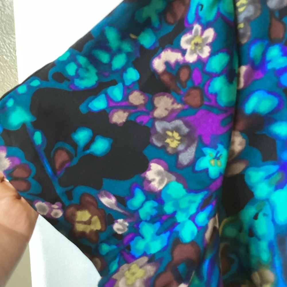 Danillo Boutique Shift Dress Size 1X Blue & Black Floral Design - Picture 5 of 10